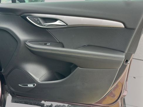 Used 2024 Buick Envision Sport Touring image 21