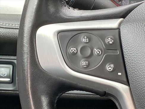 Certified 2022 GMC Acadia SLT w/ Technology Package image 8