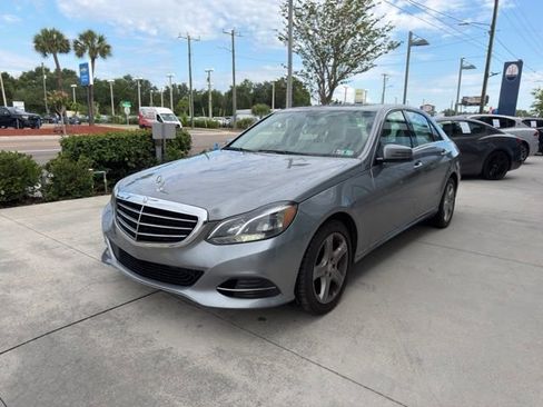 Used 2014 Mercedes-Benz E 350 4MATIC Sedan w/ Premium 1 Package image 2