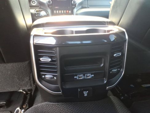 Used 2021 RAM 2500 Laramie AWD/4WD image 13