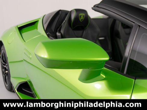 Used 2021 Lamborghini Huracan EVO image 43