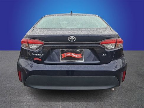 Used 2024 Toyota Corolla LE image 5