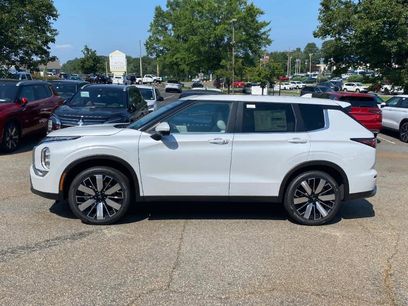 New 2025 Mitsubishi Outlander SE