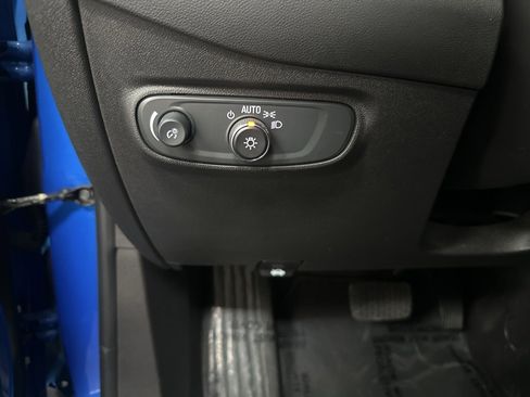 Used 2024 Chevrolet Equinox RS image 31