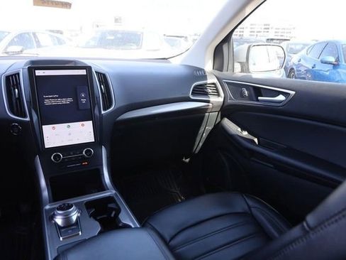 Certified 2024 Ford Edge SEL image 23