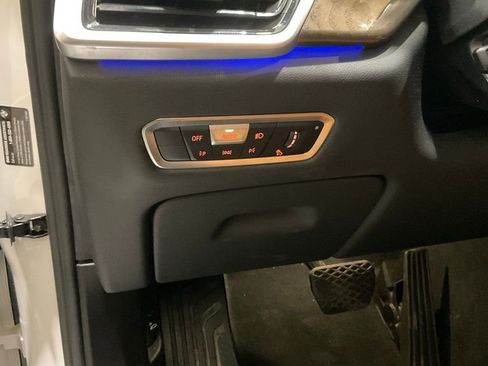 Used 2023 BMW X5 xDrive40i w/ Premium Package image 8