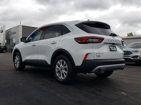 Used 2023 Ford Escape Active w/ Tech Pack #2 AWD/4WD image 8