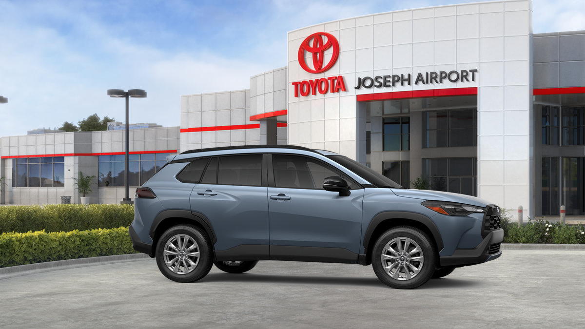 New 2026 Toyota Corolla Cross LE w/ Moonroof Package FWD image 59