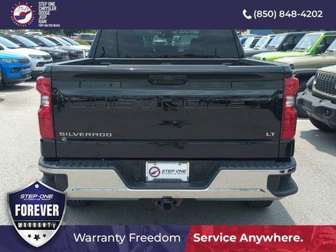 Used 2023 Chevrolet Silverado 1500 LT AWD/4WD image 5