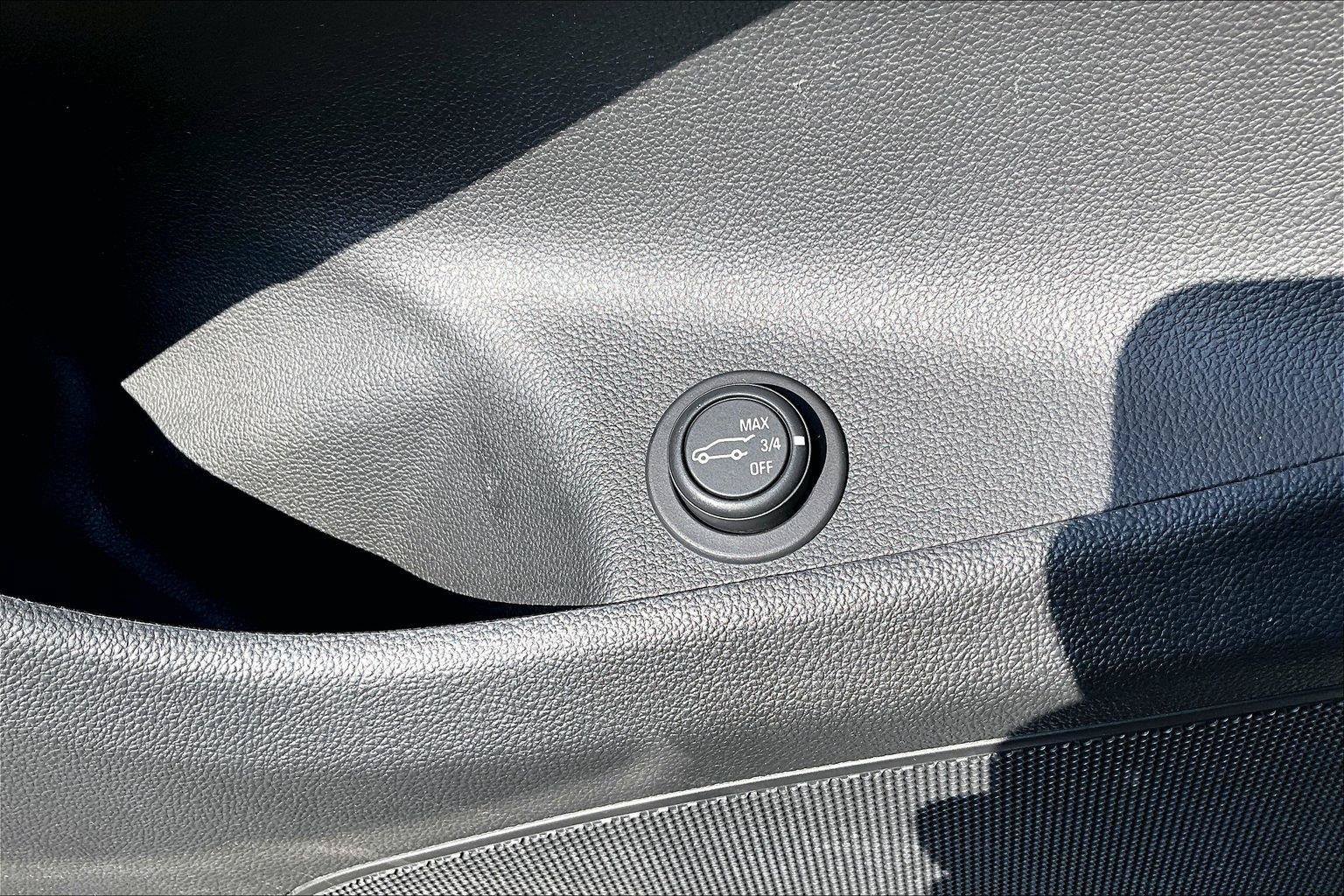 Used 2018 Buick Envision Preferred FWD image 36