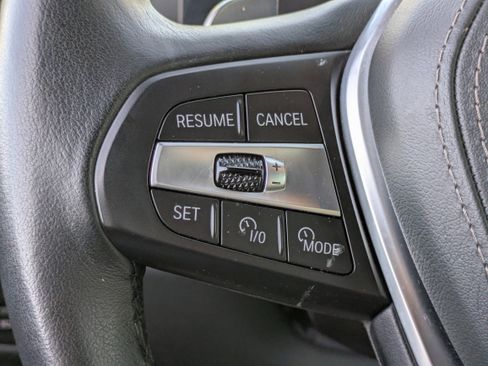 Used 2025 BMW X5 xDrive50e image 26