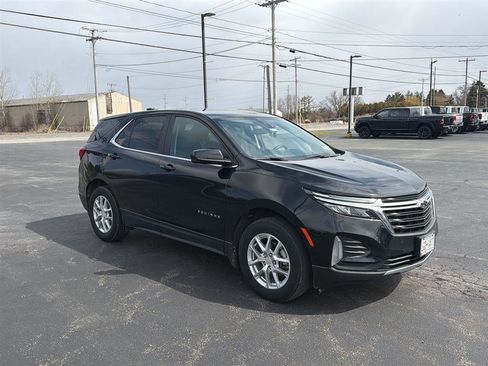 Certified 2024 Chevrolet Equinox LT w/ LPO, Floor Liner Package image 2