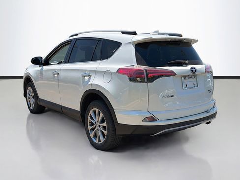 Used 2017 Toyota RAV4 Limited AWD/4WD image 6