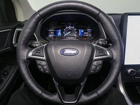 Used 2022 Ford Edge SEL w/ Convenience Package image 29
