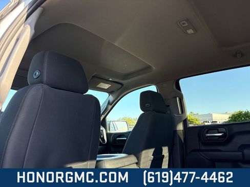 Used 2019 Chevrolet Silverado 1500 LT w/ All-Star Edition image 17