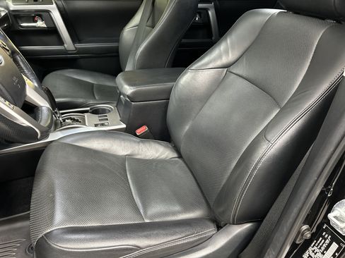 Used 2023 Toyota 4Runner Limited AWD/4WD image 15