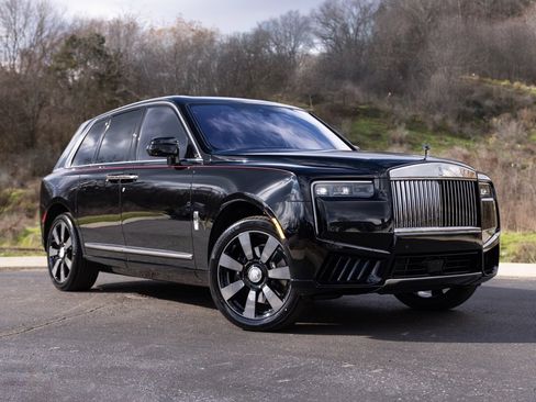 New 2025 Rolls-Royce Cullinan image 10