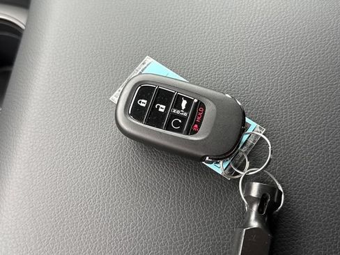 Used 2026 Honda Pilot TrailSport image 11
