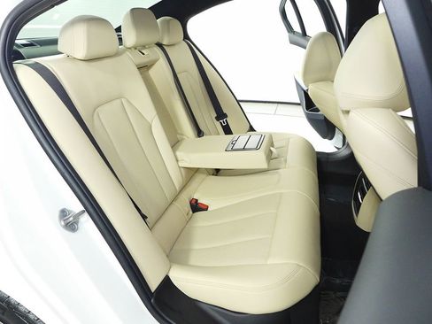 Used 2023 BMW 330i Sedan w/ Premium Package RWD image 20