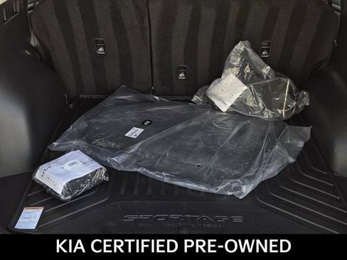 Certified 2026 Kia Sportage EX w/ EX Panorama Roof Package FWD image 11