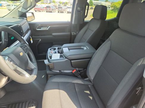 New 2025 Chevrolet Silverado 1500 LT w/ Z71 Off-Road Package image 14