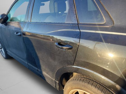 Used 2022 Audi Q3 2.0T Premium w/ Black Optic Sport Package image 23