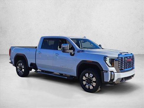 New 2026 GMC Sierra 2500 Denali w/ Denali Reserve Package AWD/4WD image 7