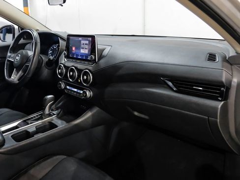 Used 2021 Nissan Sentra SV FWD image 14
