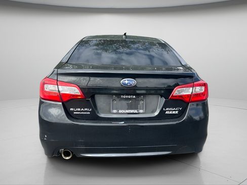 Used 2017 Subaru Legacy 2.5i Premium w/ Moonroof Package AWD/4WD image 6