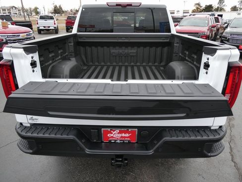 Certified 2026 GMC Sierra 1500 AT4X image 20