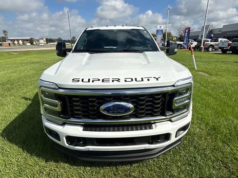 Used 2025 Ford F450 Platinum w/ FX4 Off-Road Package AWD/4WD image 2