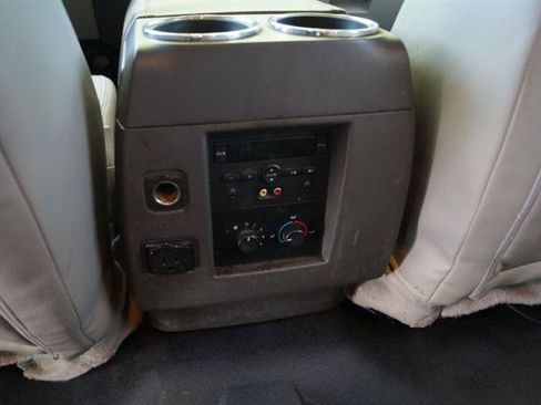 Used 2014 Ford Expedition XL image 22