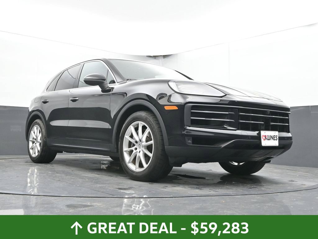 Used 2024 Porsche Cayenne AWD/4WD image 38