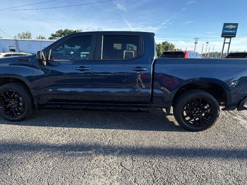 Used 2022 Chevrolet Silverado 1500 RST w/ Z71 Off-Road Package AWD/4WD image 10