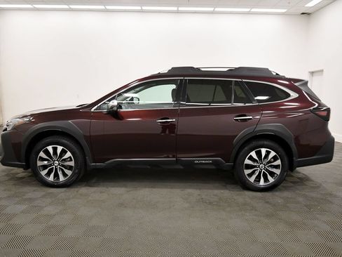 Used 2024 Subaru Outback Touring AWD/4WD image 4