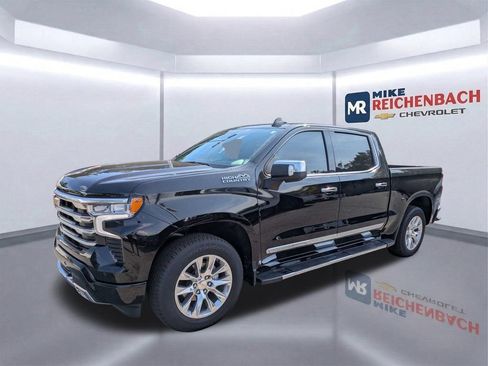 Used 2024 Chevrolet Silverado 1500 High Country w/ High Country Premium Package AWD/4WD image 8