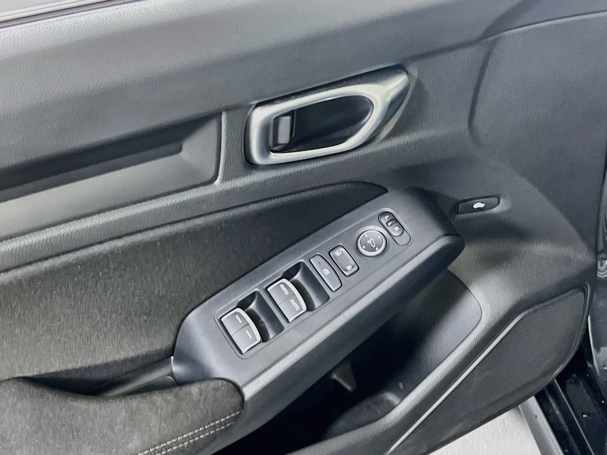 Used 2024 Honda Civic Sport image 17