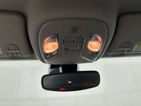 Used 2022 Jeep Compass Latitude AWD/4WD image 25