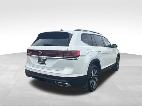 New 2026 Volkswagen Atlas SE FWD image 4