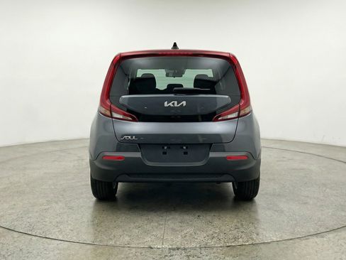 Used 2025 Kia Soul LX w/ LX Technology Package FWD image 7