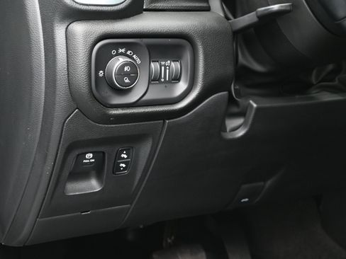 Used 2023 RAM 1500 Laramie AWD/4WD image 23