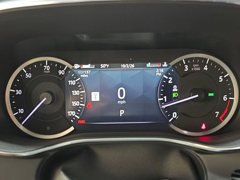 Used 2023 Jaguar F-PACE S image 20