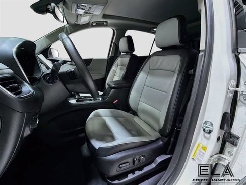 Used 2018 Chevrolet Equinox Premier FWD image 21