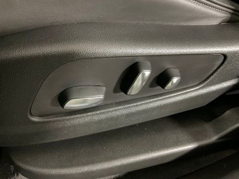 Certified 2025 Cadillac XT6 Sport w/ Platinum Package image 26