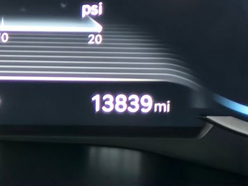 Used 2025 Genesis G70 3.3T Advanced w/ Sport Prestige Package image 33