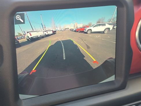 Used 2020 Jeep Gladiator Rubicon image 4