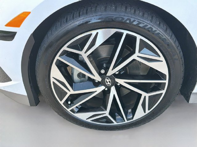 Used 2024 Hyundai Ioniq 6 SEL RWD image 32
