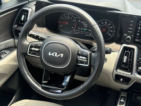 Used 2023 Kia Sorento EX FWD image 12