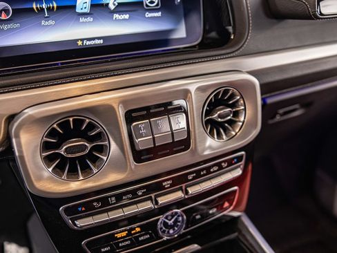 Used 2020 Mercedes-Benz G 550 image 27