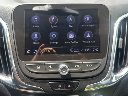 Used 2022 Chevrolet Equinox LT AWD/4WD image 35